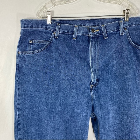 Wrangler Men’s 44/32 Five Star Premium Denim Relaxed Fit Jeans in Stone Bleach - Picture 2 of 9